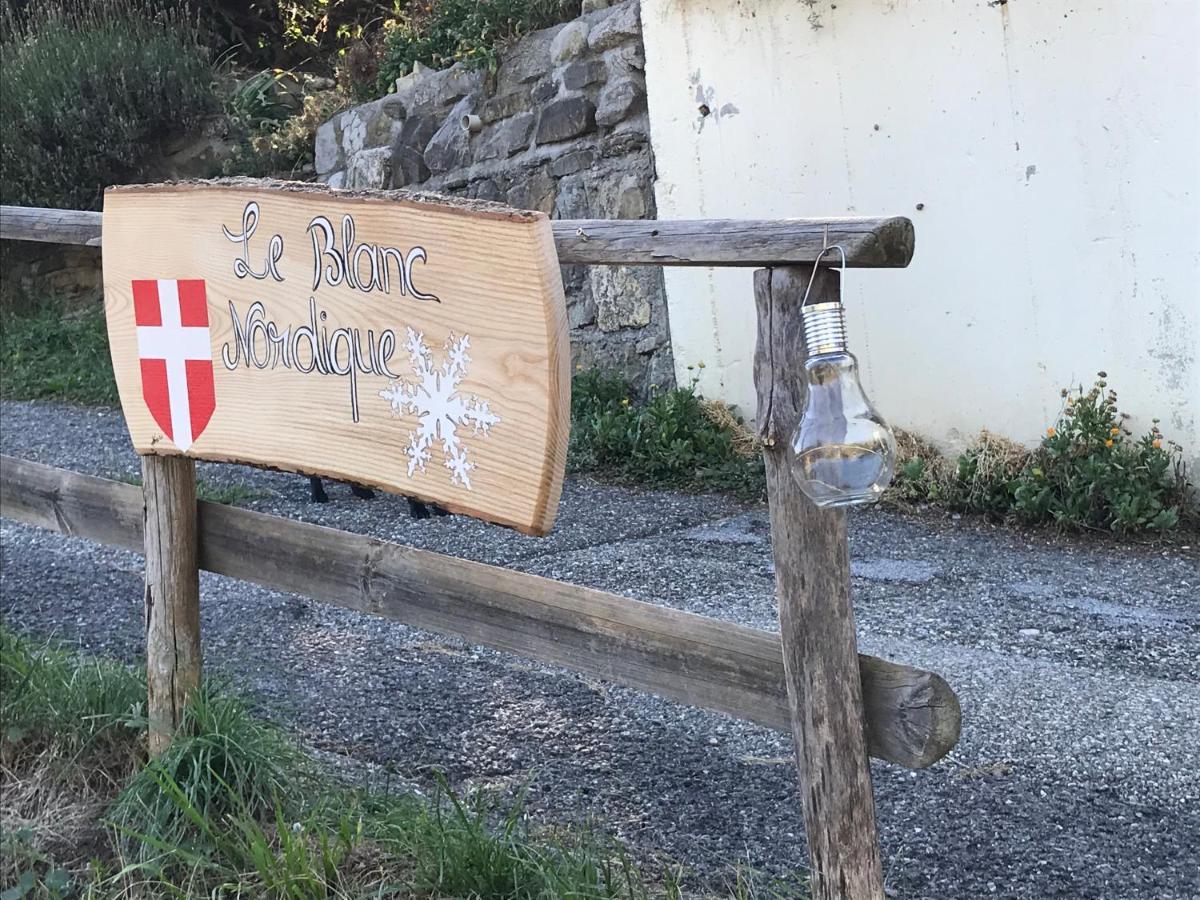 Le Bouchet-Mont Charvin Le Blanc Nordiqueヴィラ エクステリア 写真