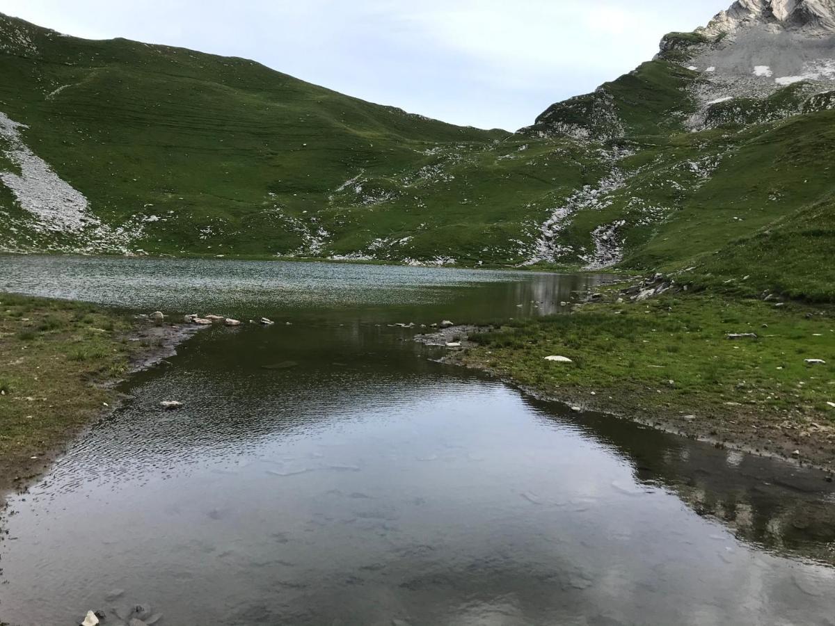 Le Bouchet-Mont Charvin Le Blanc Nordiqueヴィラ エクステリア 写真