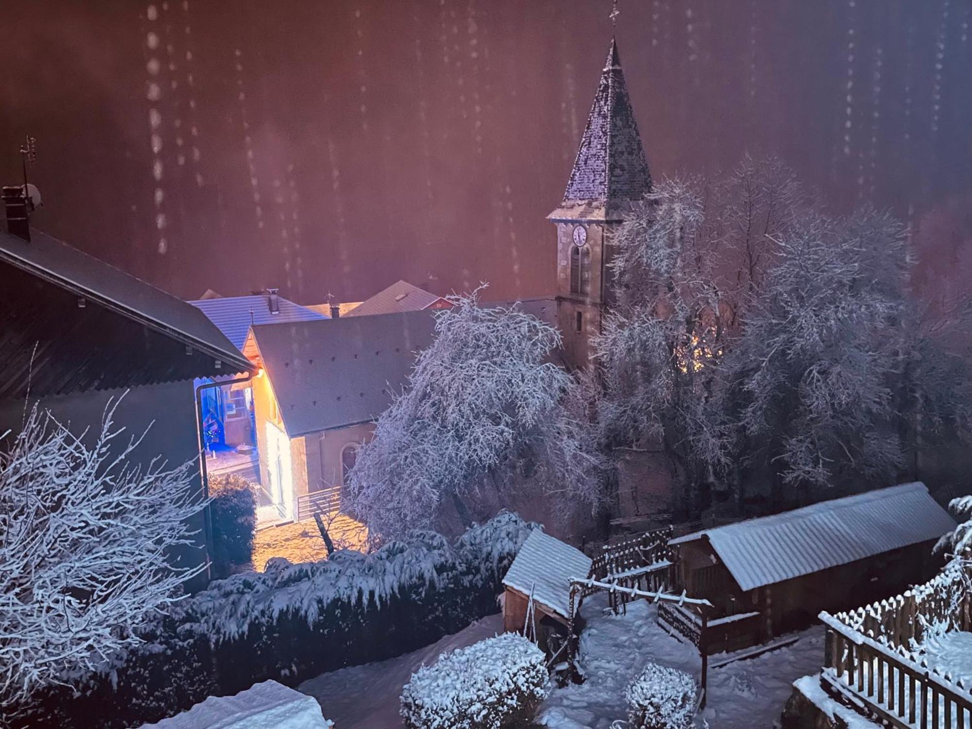 Le Bouchet-Mont Charvin Le Blanc Nordiqueヴィラ エクステリア 写真